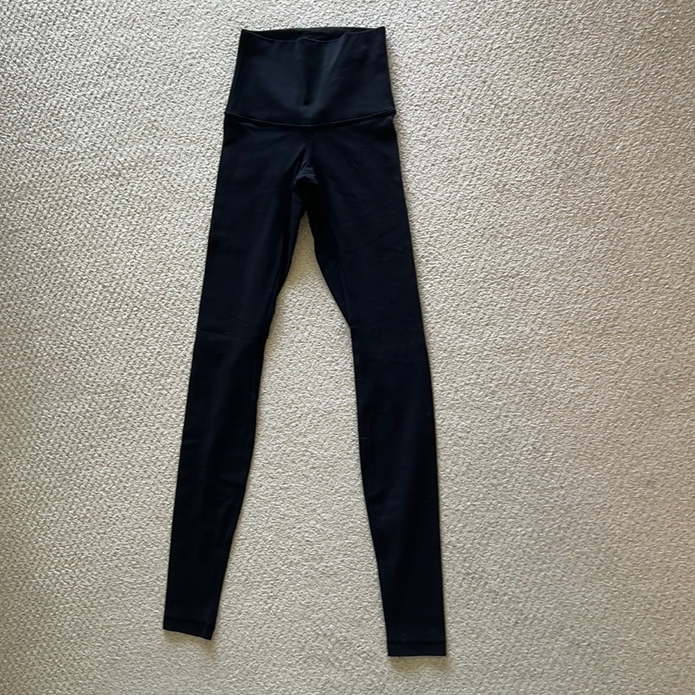 Lululemon black leggings